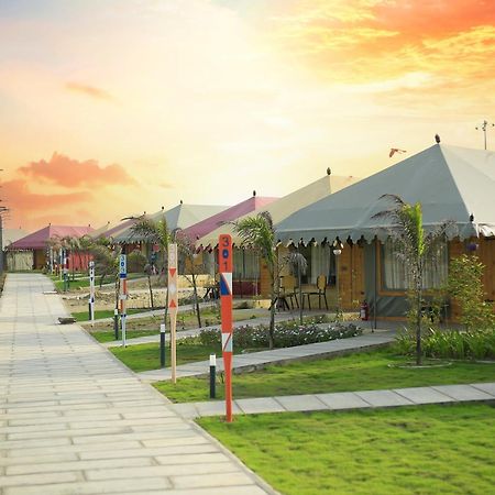 Kamnath Zinc Journey By The Fern, Diu Hotel Ngoại thất bức ảnh