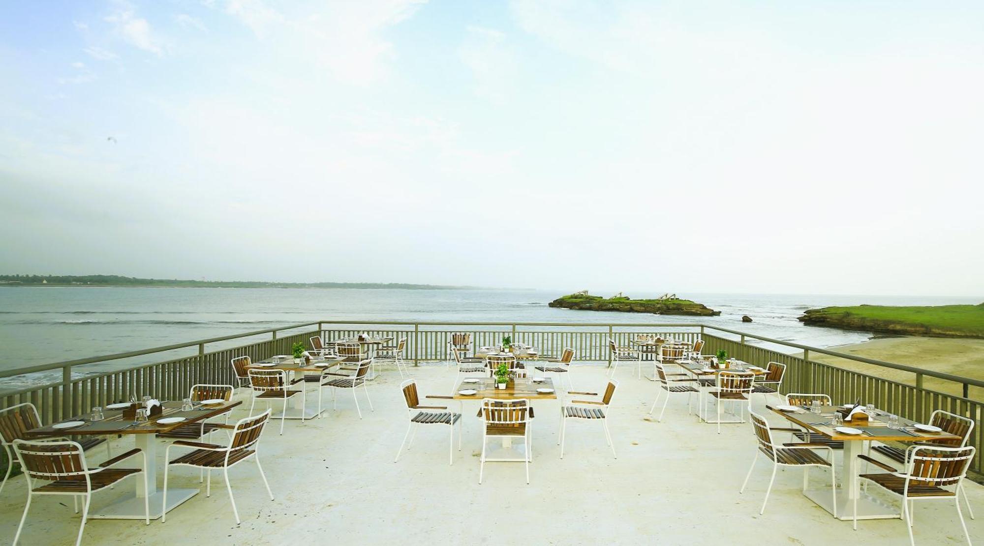 Kamnath Zinc Journey By The Fern, Diu Hotel Ngoại thất bức ảnh