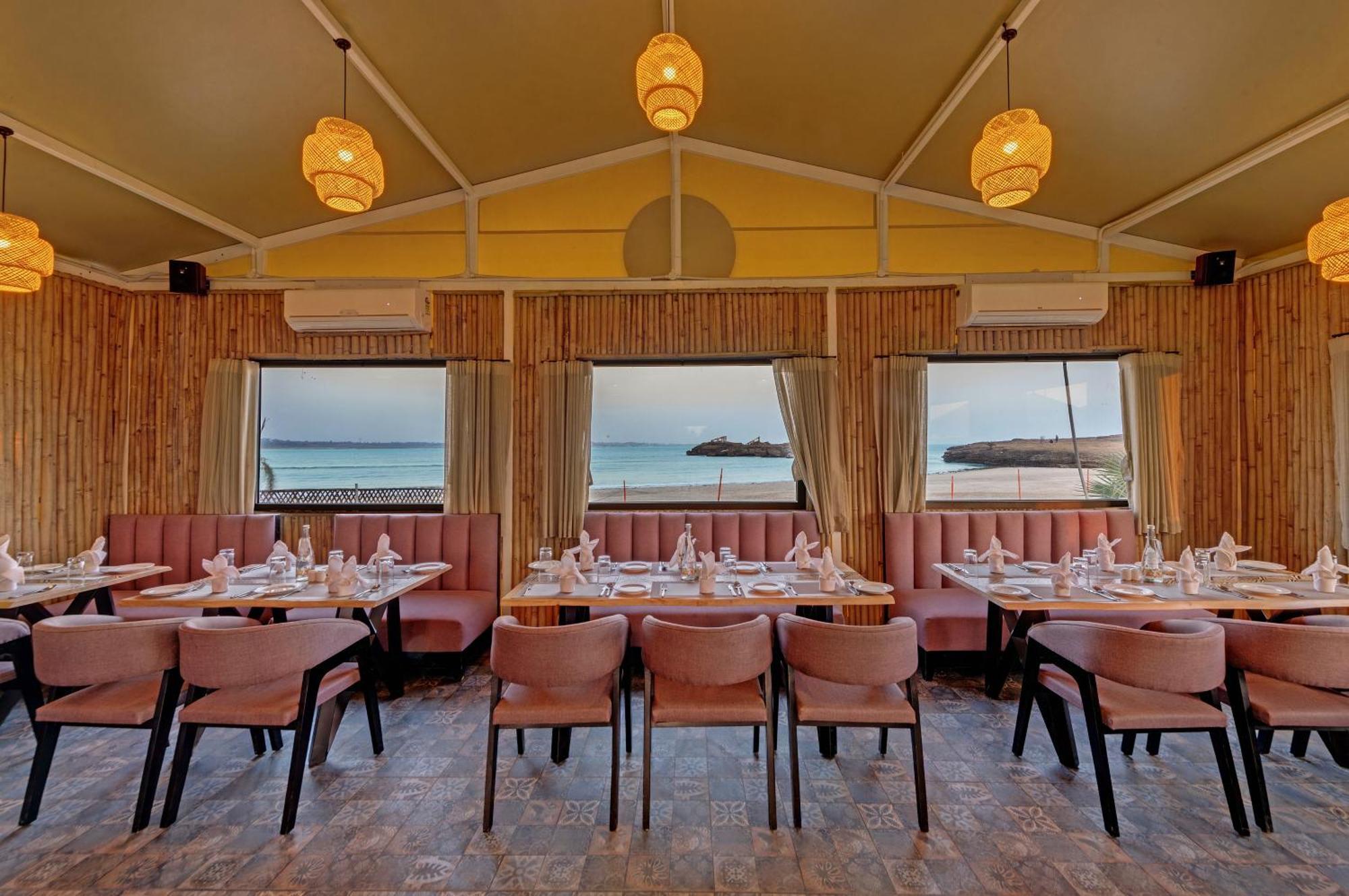 Kamnath Zinc Journey By The Fern, Diu Hotel Ngoại thất bức ảnh